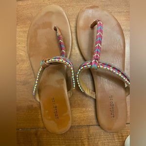 Women sandals